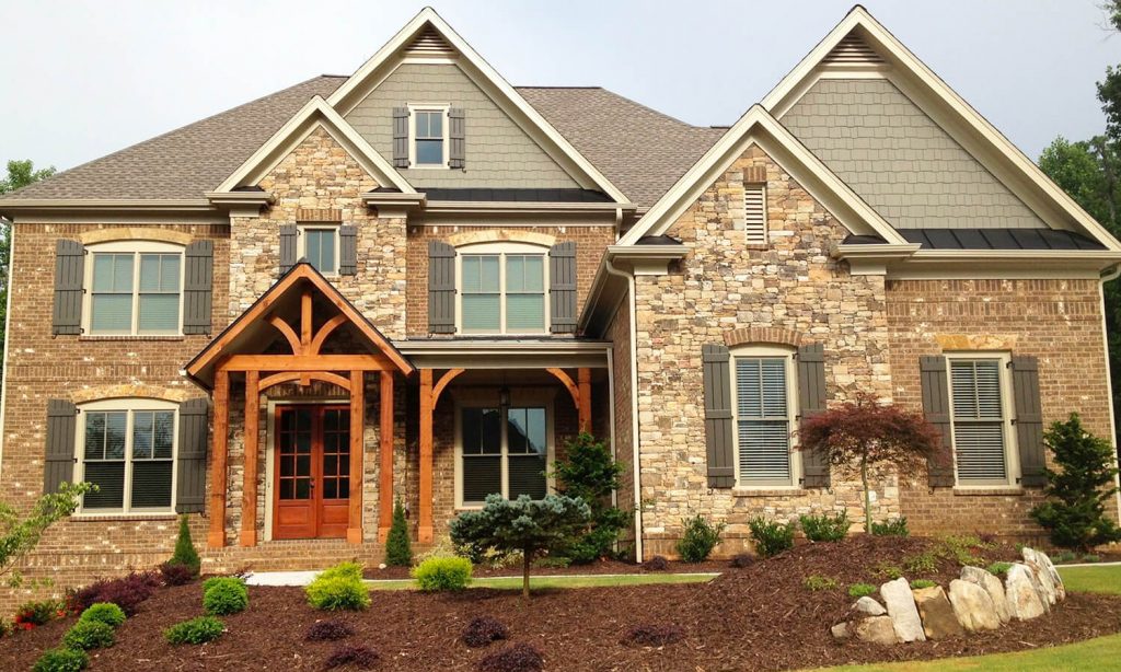 Gorgeous brick and stone craftsman exterior using North Georgia Brick Scottsdale