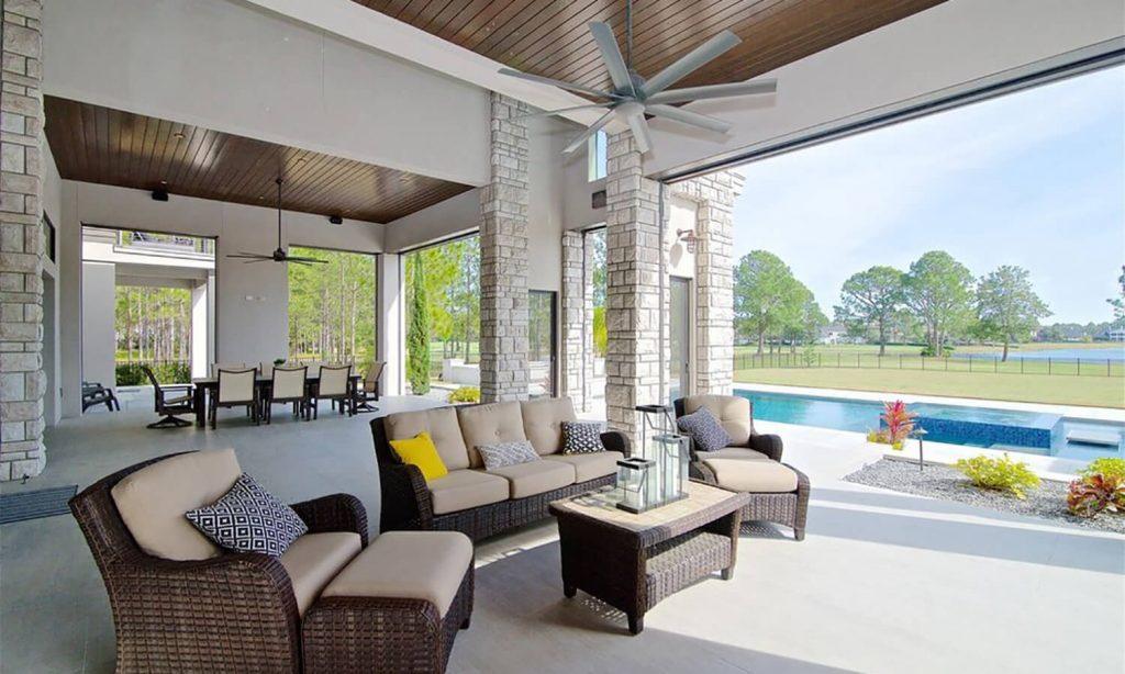 Stone Veneer Pool Accents