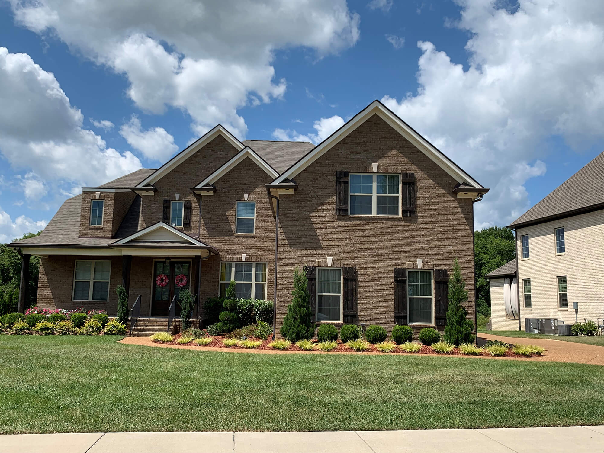 Vintage Khaki brick home - North Georgia Brick